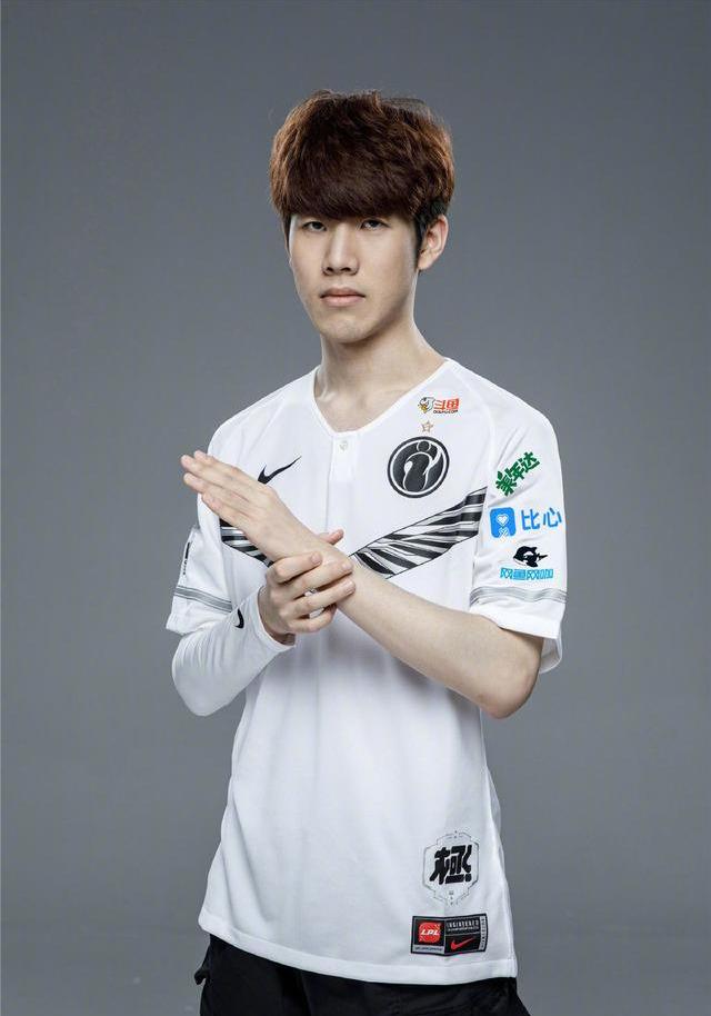 的高强度防 的高强度防